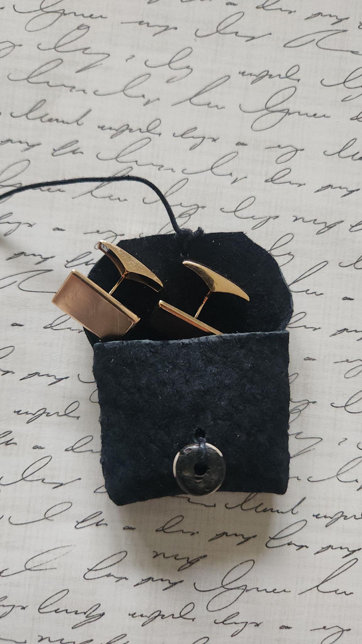 Elegant Cufflink pouch, mini, suede leather